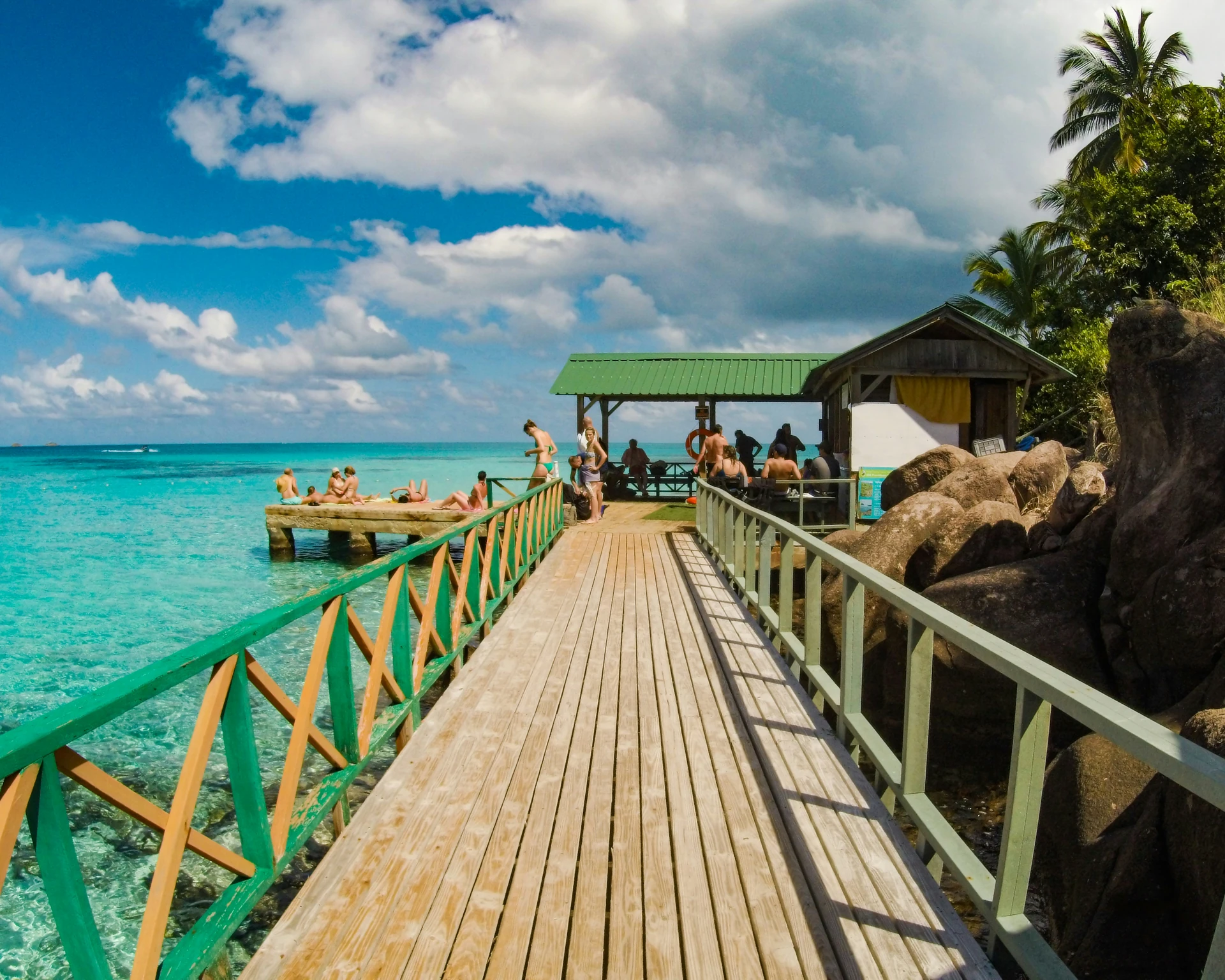 Vida de isla — Alpha Nomads Co.