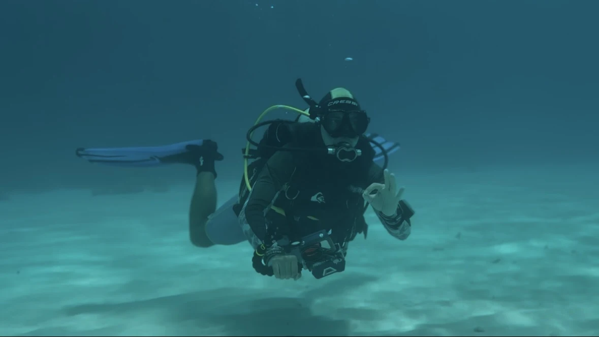 Diver in Bonaire